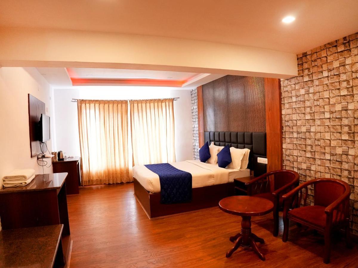 Vista Suites Doddabetta Ooty By Bestinn Leisure Buitenkant foto