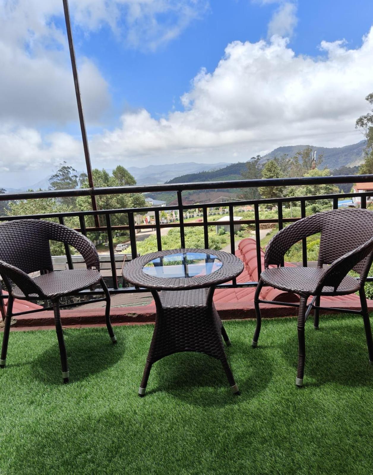 Vista Suites Doddabetta Ooty By Bestinn Leisure Buitenkant foto
